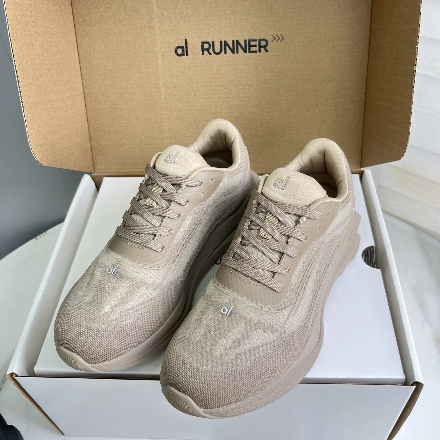 Yoga Running Shoes for Men and Women Breathable Lightweight Comfortable Non-Slip Sports Footwear