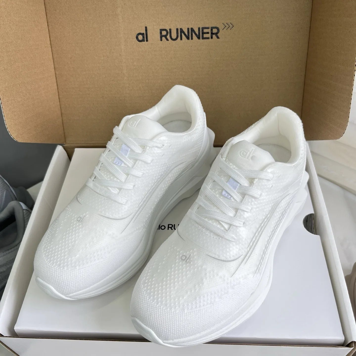 Yoga Running Shoes for Men and Women Breathable Lightweight Comfortable Non-Slip Sports Footwear
