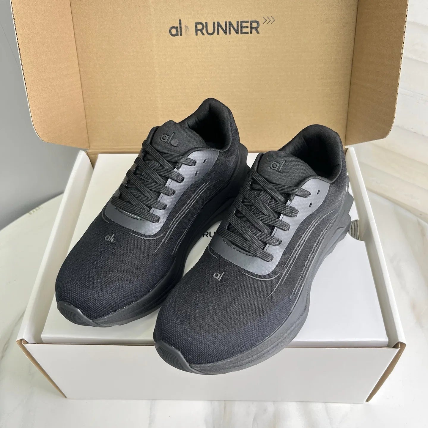Yoga Running Shoes for Men and Women Breathable Lightweight Comfortable Non-Slip Sports Footwear