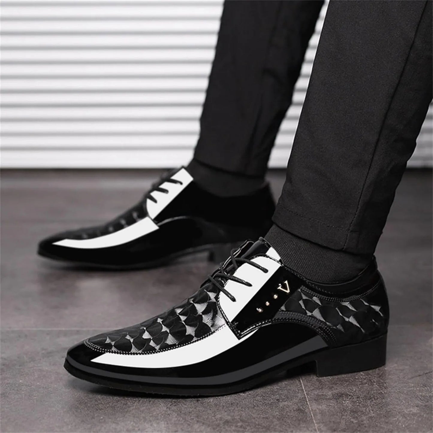 Men's Oxford Shoes Moire Pattern Formal Business Dress Shoes Lace Up Italy Modern Suit Tuxedo Shoes